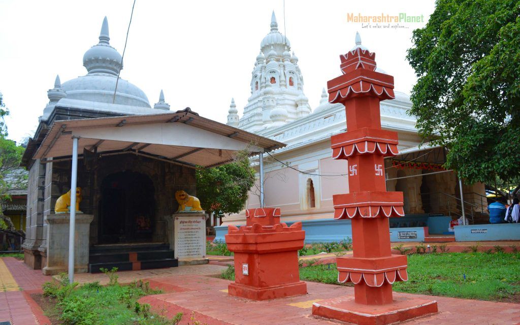 Anjarle beach and the Kadyavarcha Ganpati temple near Dapoli