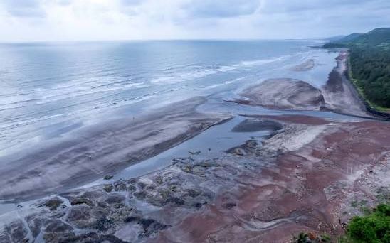 Ladghar beach near Dapoli, known locally as Tamas Teerth